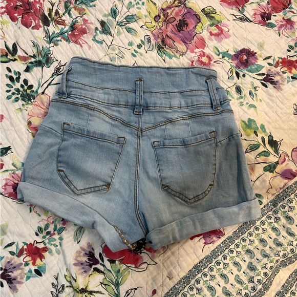 Sws high rise shorts - Picture 2 of 2